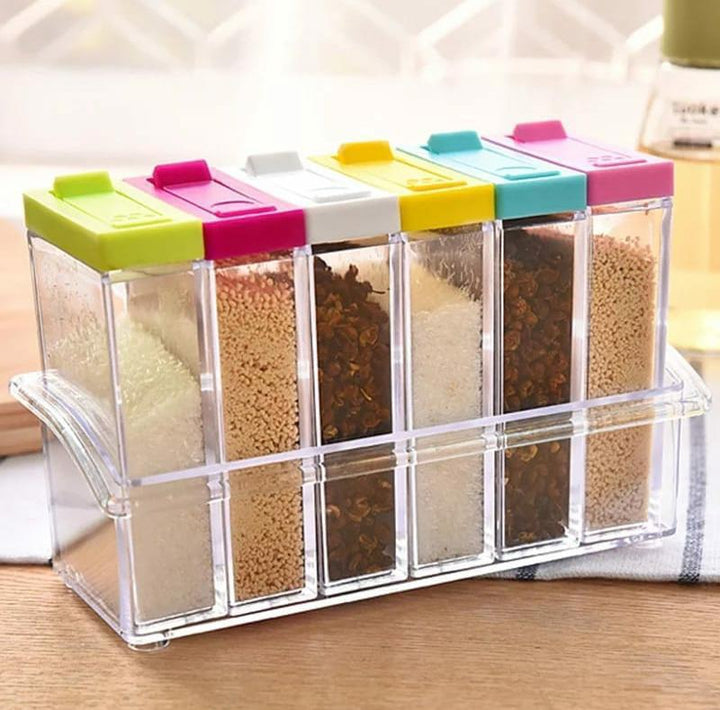 Transparenr spice jar set. Myle Cart