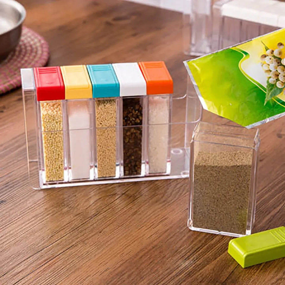 Transparenr spice jar set. Myle Cart