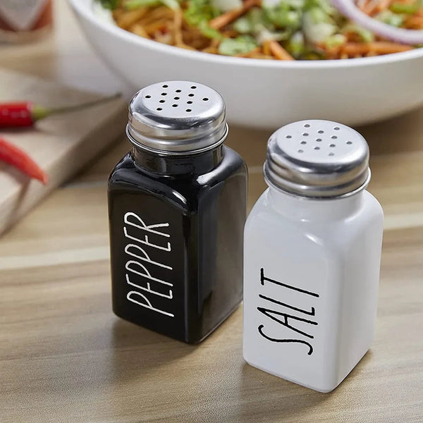 Decent look salt and pepper shakers set Myle Cart