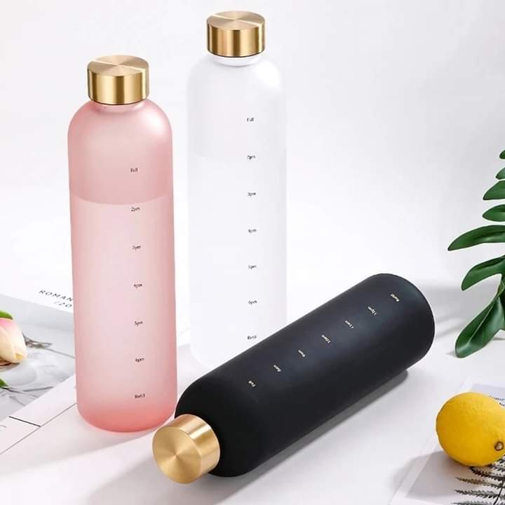 Motivational Reusable water bottle - Colorful plastic body bottle - One liter water Bottle Myle Cart