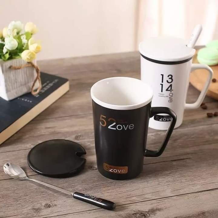 Love couple mug in black and white color Myle Cart