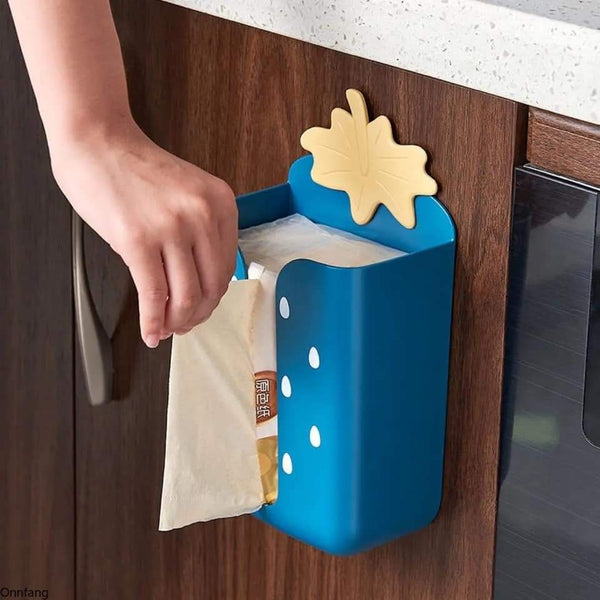 Maple leaf look wall mounted tissue holder Myle Cart