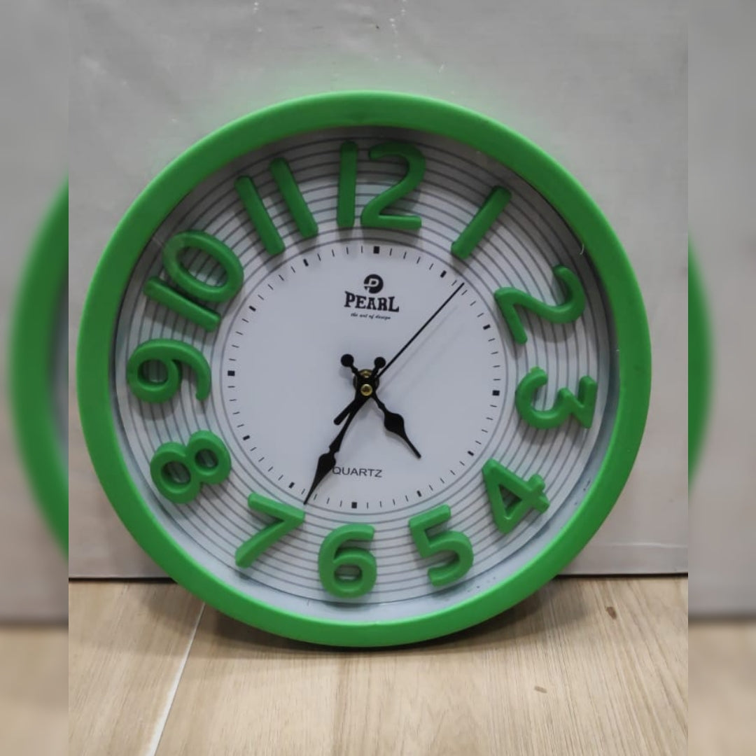 Plastic body high quality wall clock Myle Cart