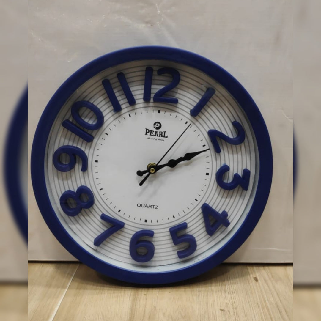 Plastic body high quality wall clock Myle Cart