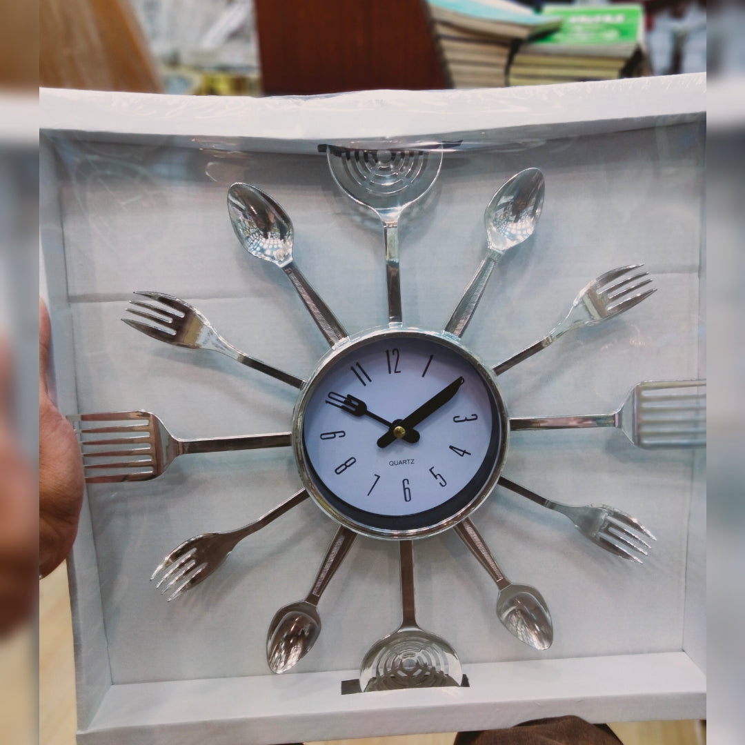 Spoon and fork wall clock Myle Cart