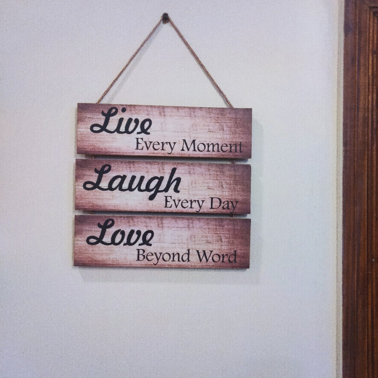 English quotation wall decoration hanging live laugh love quotation hanging in shock colors